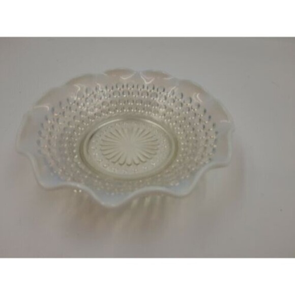Vintage Fenton Hobnail Opalescent Moonstone Bowl with Ruffled Edges Candy dish - Picture 1 of 7